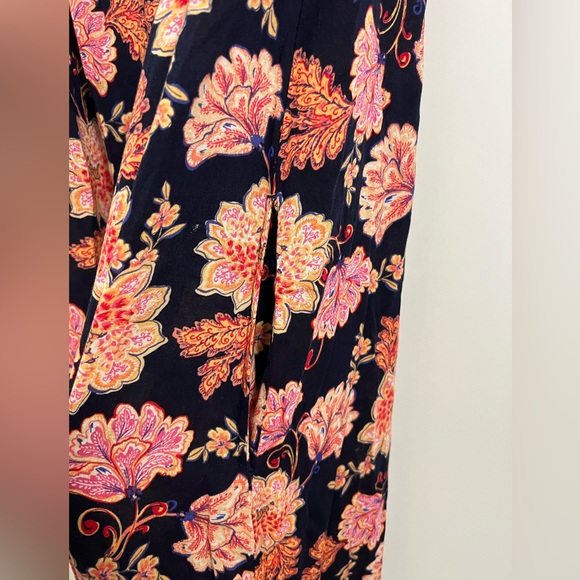 Old Navy Floral Maxi Dress - Picture 4 of 6